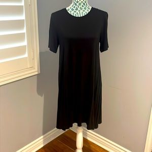 BCBGGeneration Black T-shirt Size L